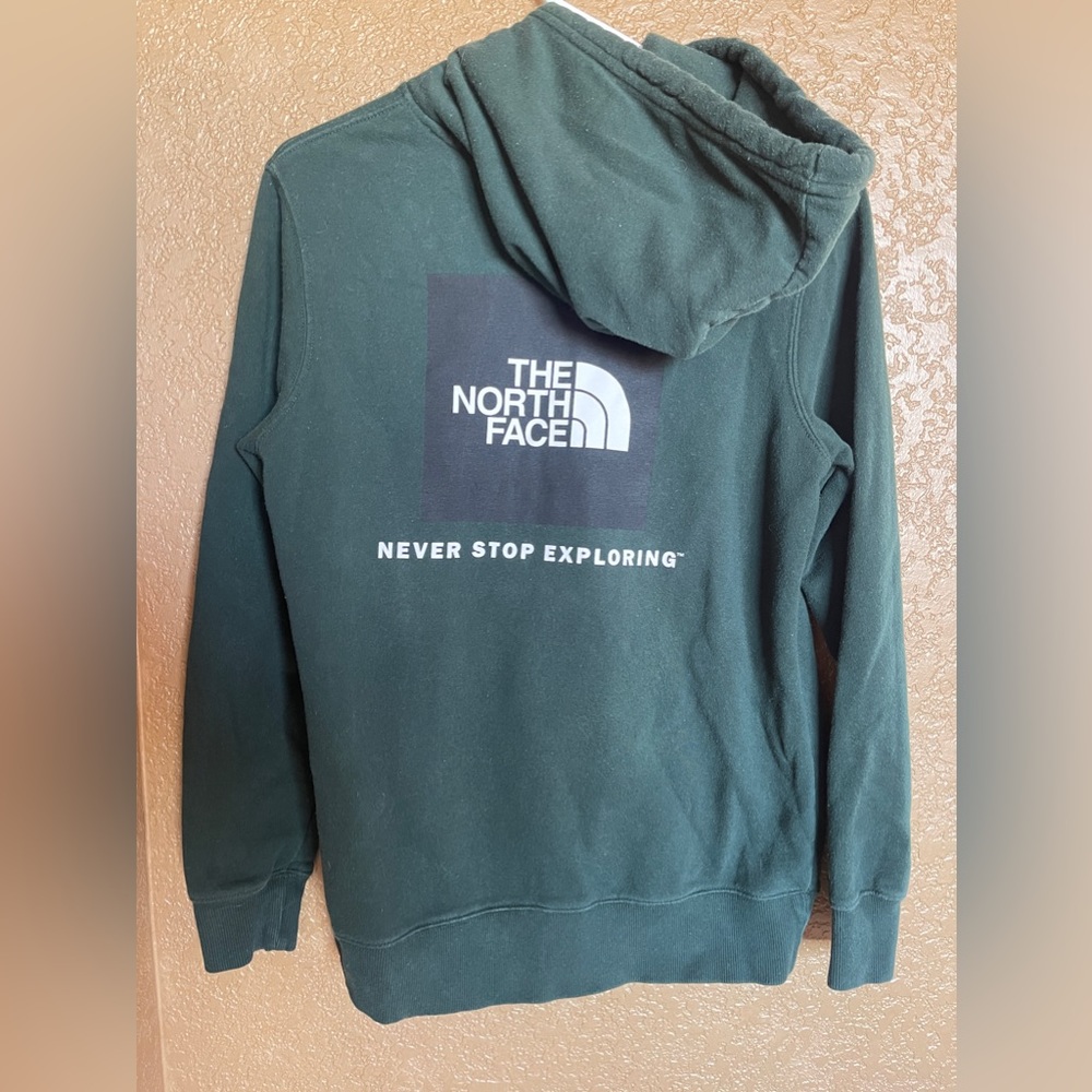 North Face women’s hoodie